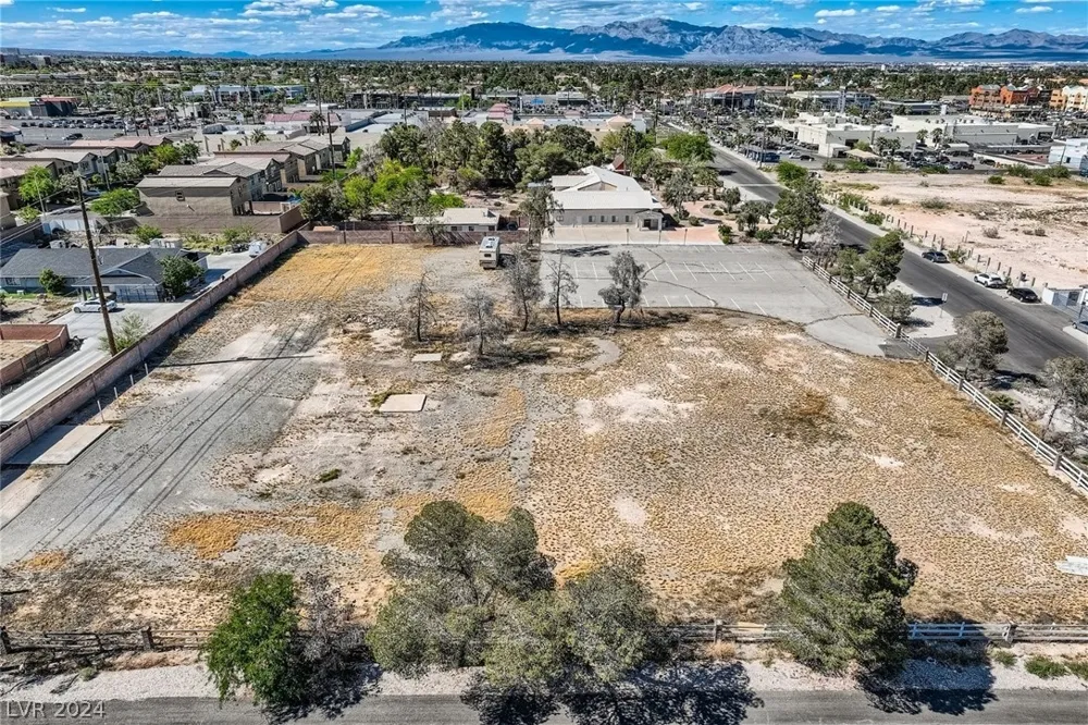 2675 Westwind Road Las Vegas, NV 89146