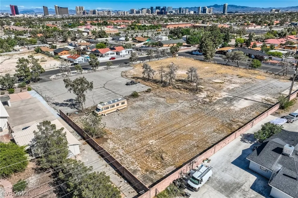 2675 Westwind Road Las Vegas, NV 89146