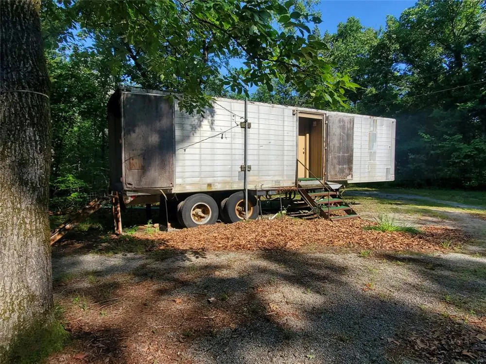 456 PR 41 Honey Grove, TX 75446