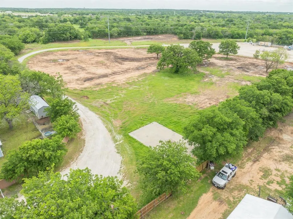 622 Mansfield Road Cleburne, TX 76031
