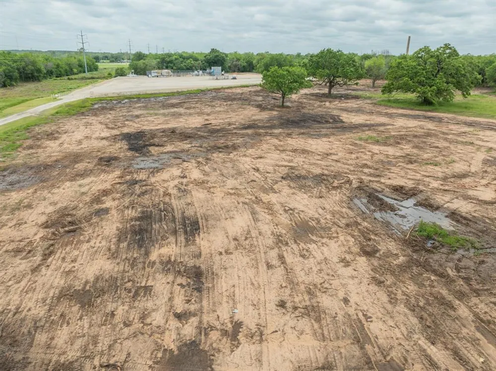 622 Mansfield Road Cleburne, TX 76031