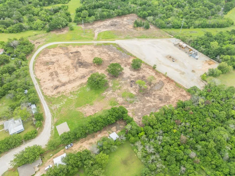 622 Mansfield Road Cleburne, TX 76031