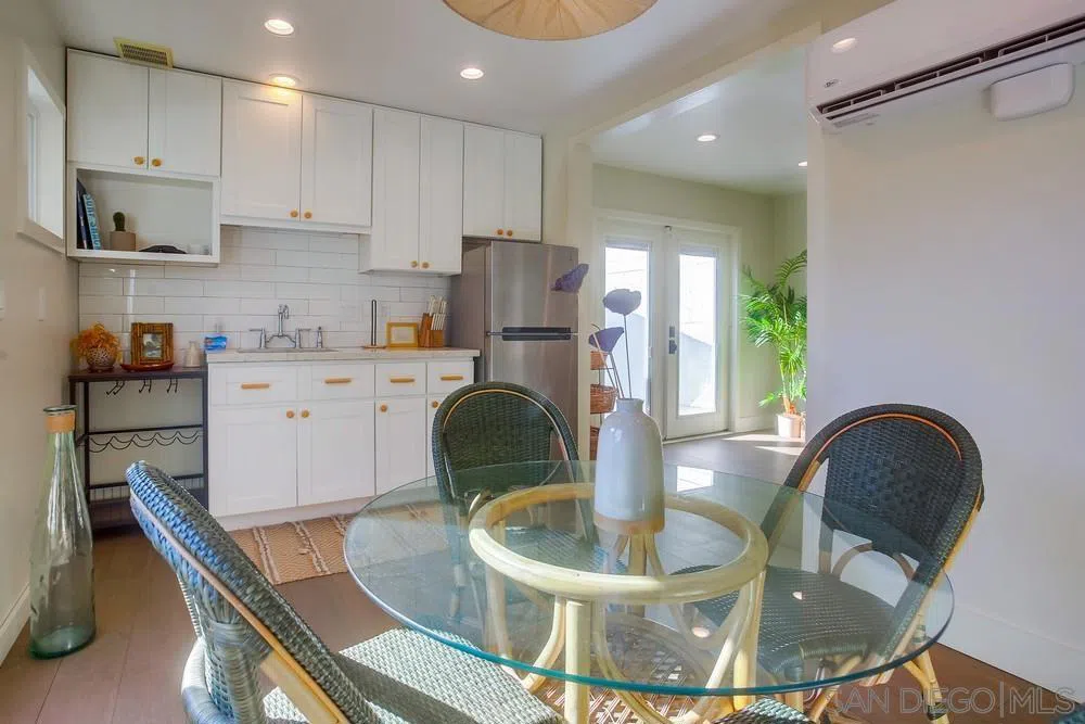 1571 San Elijo Ave Cardiff by the Sea, CA 92007