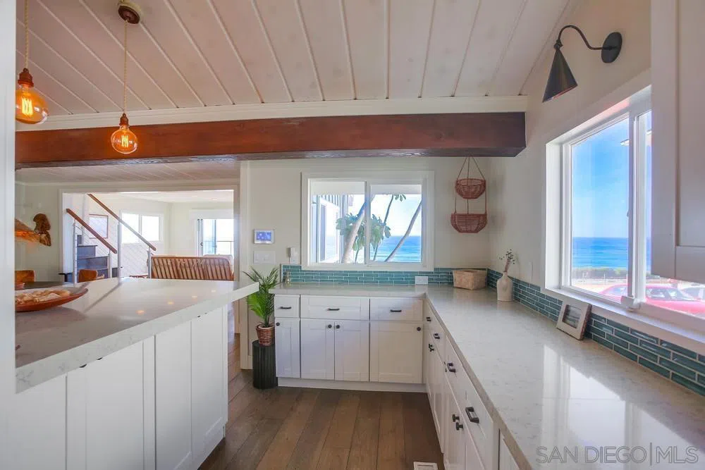 1571 San Elijo Ave Cardiff by the Sea, CA 92007