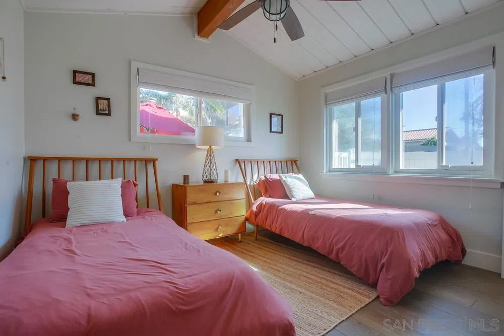 1571 San Elijo Ave Cardiff by the Sea, CA 92007