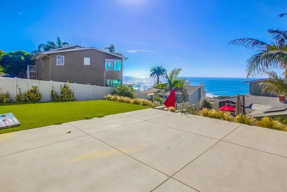 1571 San Elijo Ave Cardiff by the Sea, CA 92007