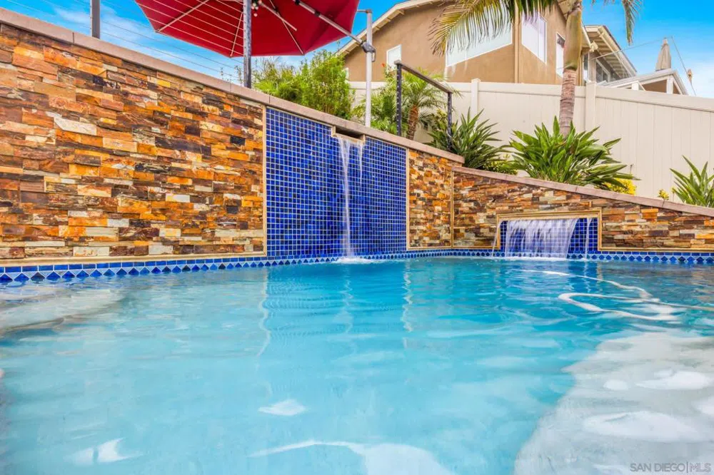 1571 San Elijo Ave Cardiff by the Sea, CA 92007