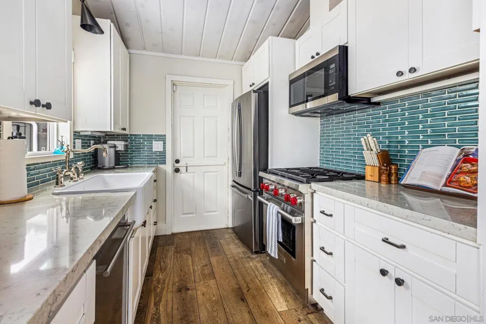 1571 San Elijo Ave Cardiff by the Sea, CA 92007