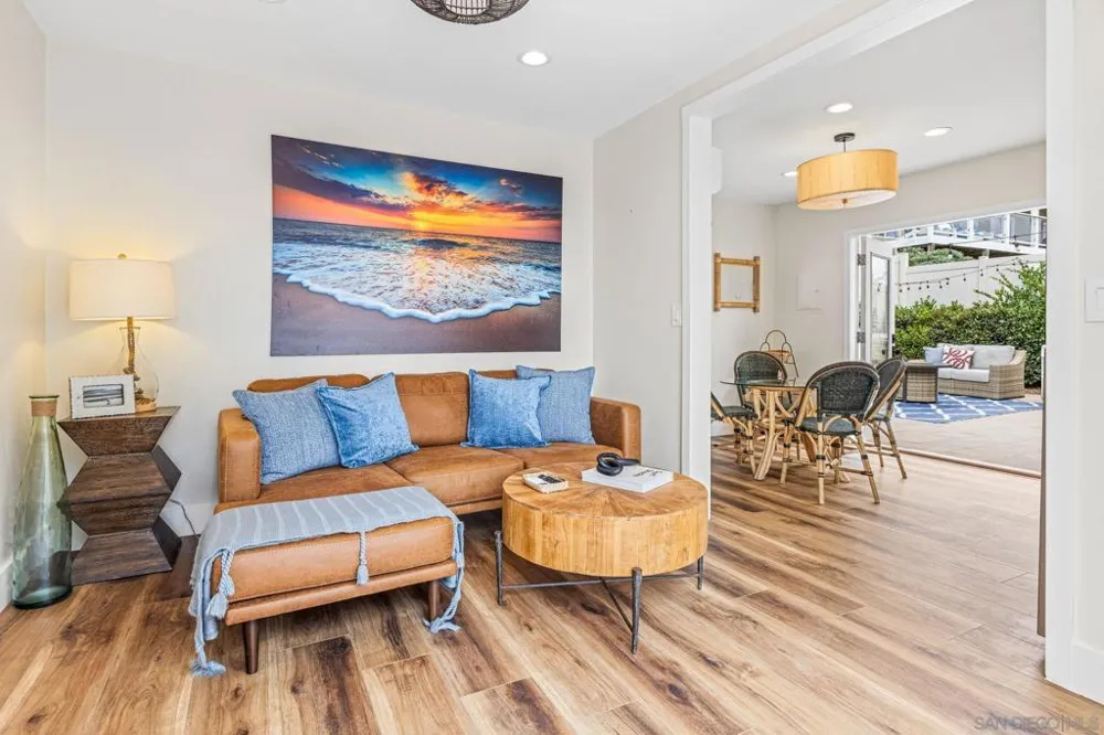 1571 San Elijo Ave Cardiff by the Sea, CA 92007