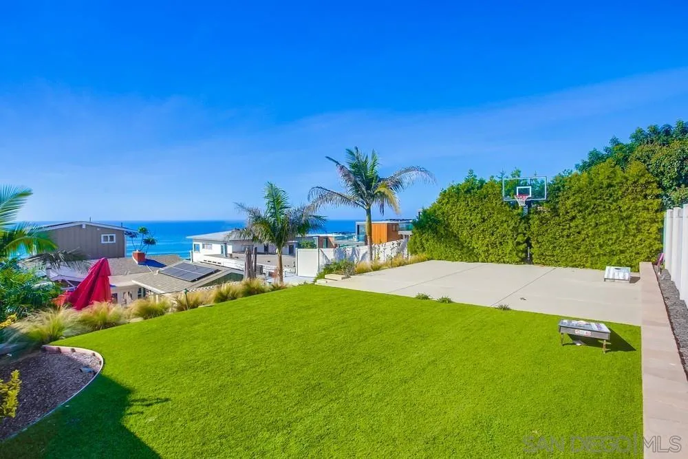 1571 San Elijo Ave Cardiff by the Sea, CA 92007
