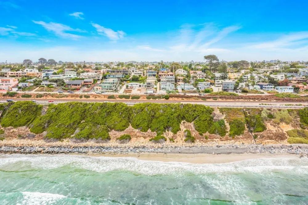 1571 San Elijo Ave Cardiff by the Sea, CA 92007