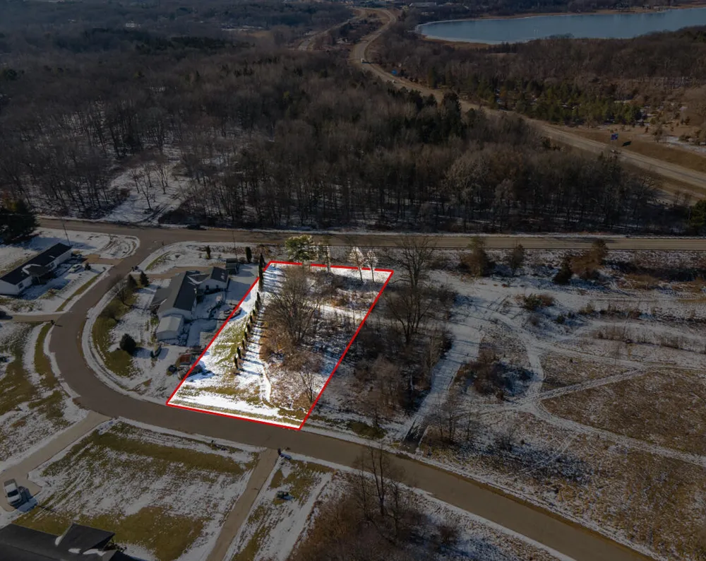2 Twin Meadows Drive Jackson, MI 49201