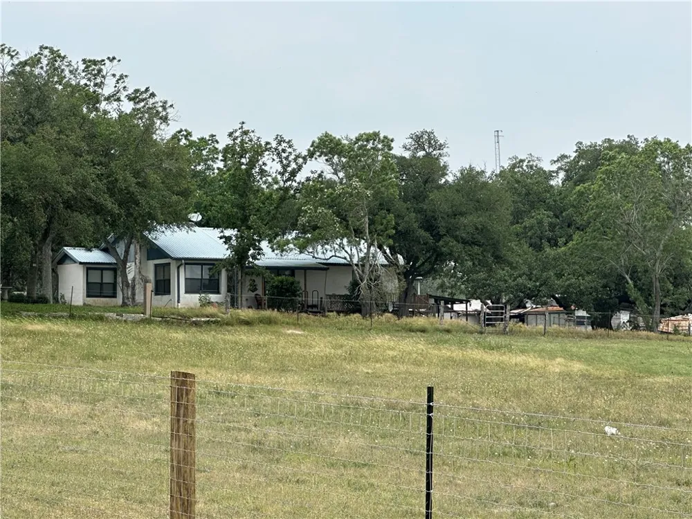Address Not Shown Goliad, TX 77963
