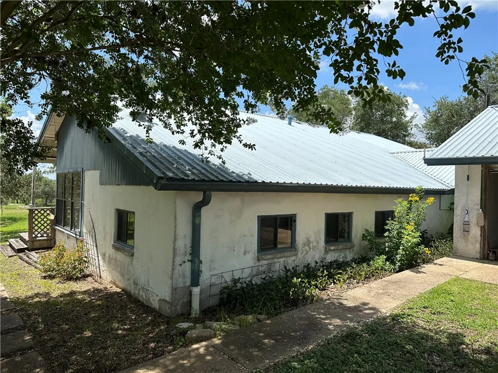 Address Not Shown Goliad, TX 77963