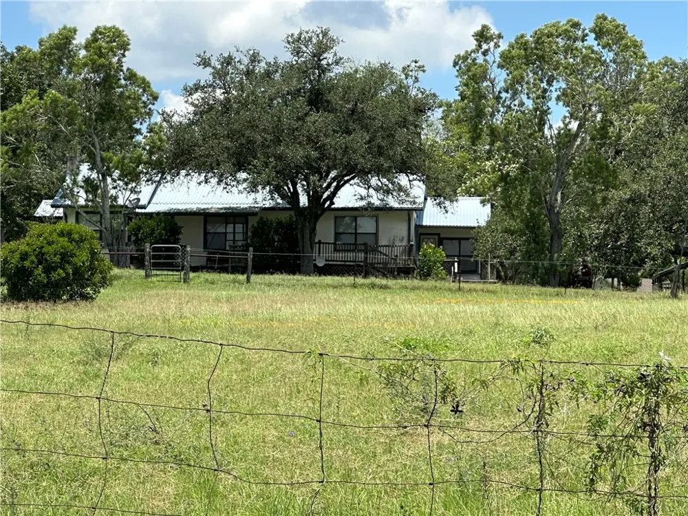 Address Not Shown Goliad, TX 77963