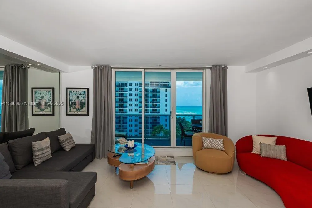 2301 Collins Ave #1111 Miami Beach, FL 33139