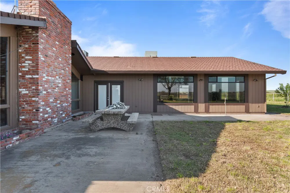 6922 G STREET Merced, CA 95340
