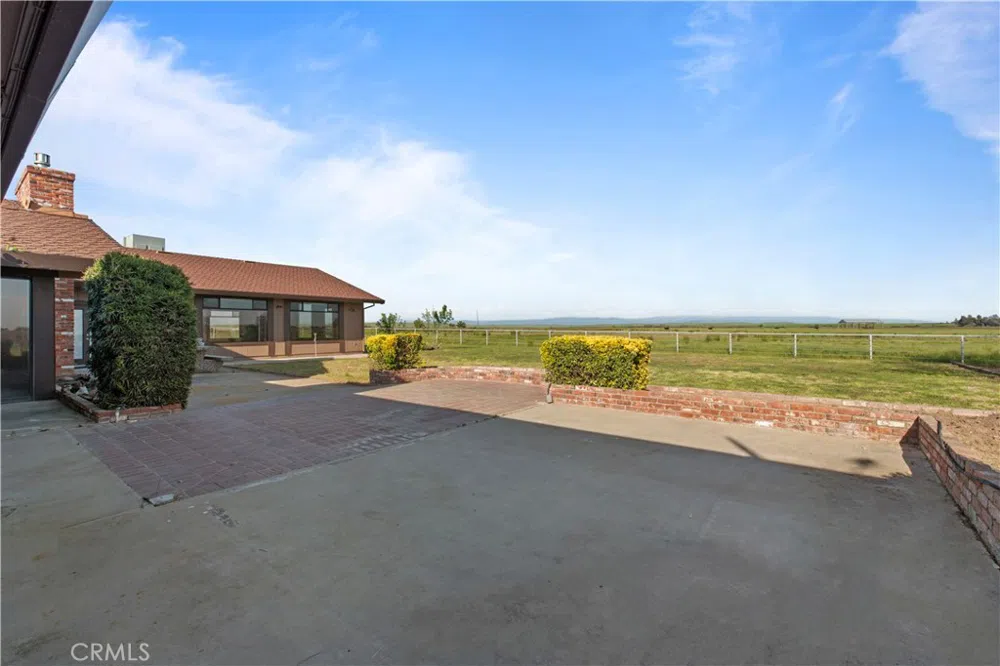 6922 G STREET Merced, CA 95340