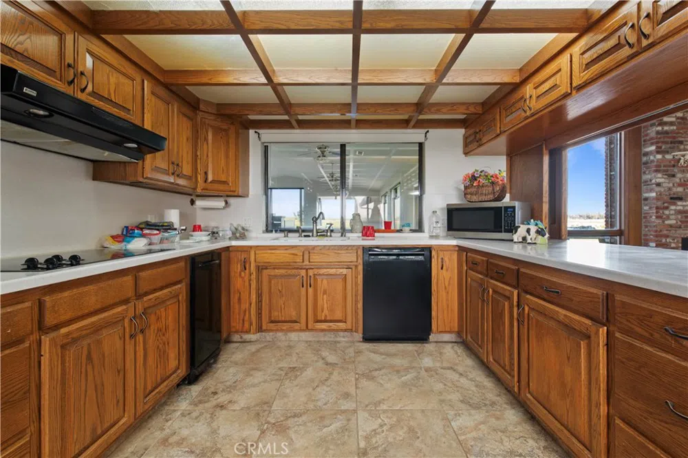6922 G STREET Merced, CA 95340