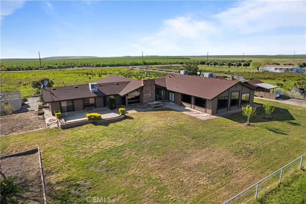 6922 G STREET Merced, CA 95340