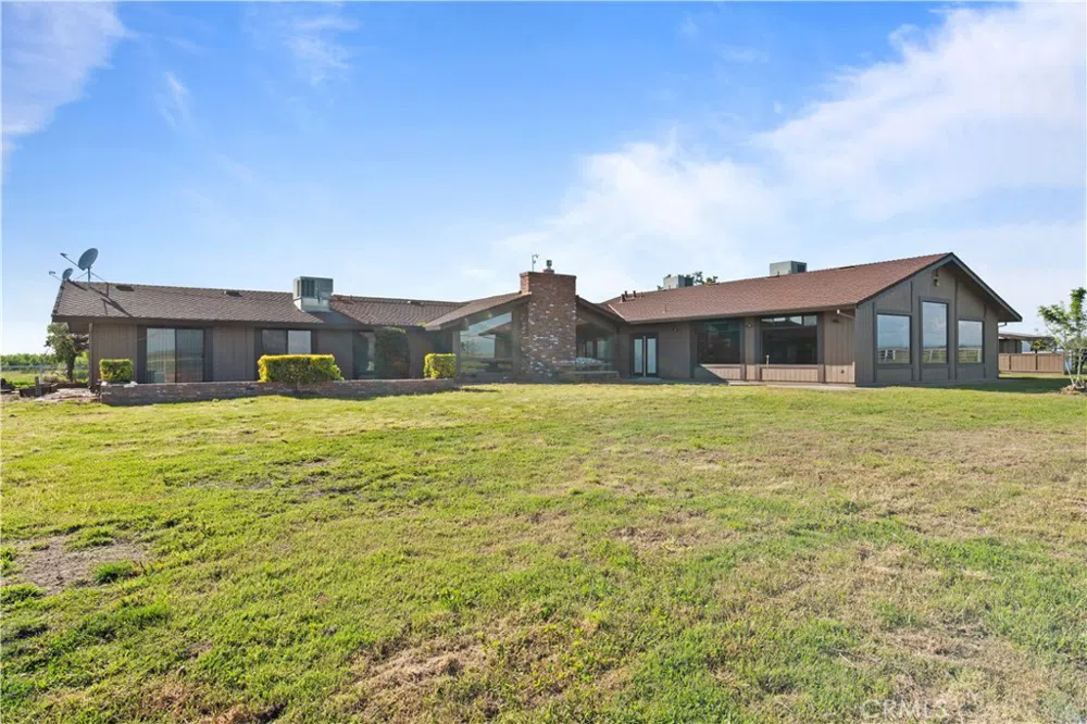 6922 G STREET Merced, CA 95340