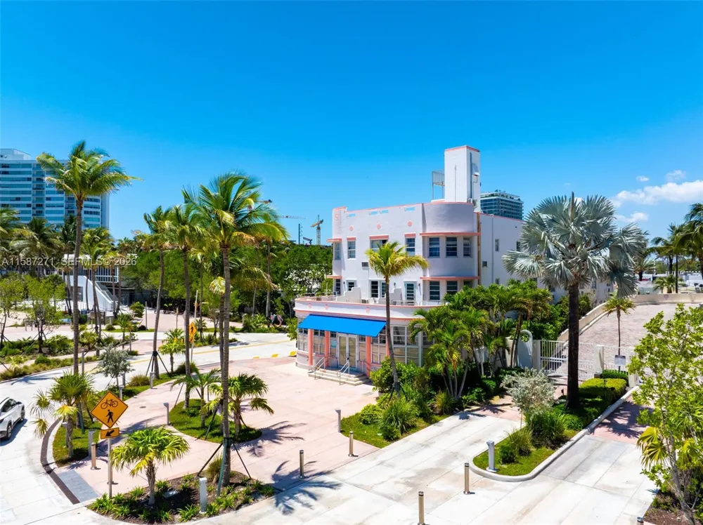 7300 Ocean Ter Miami Beach, FL 33141