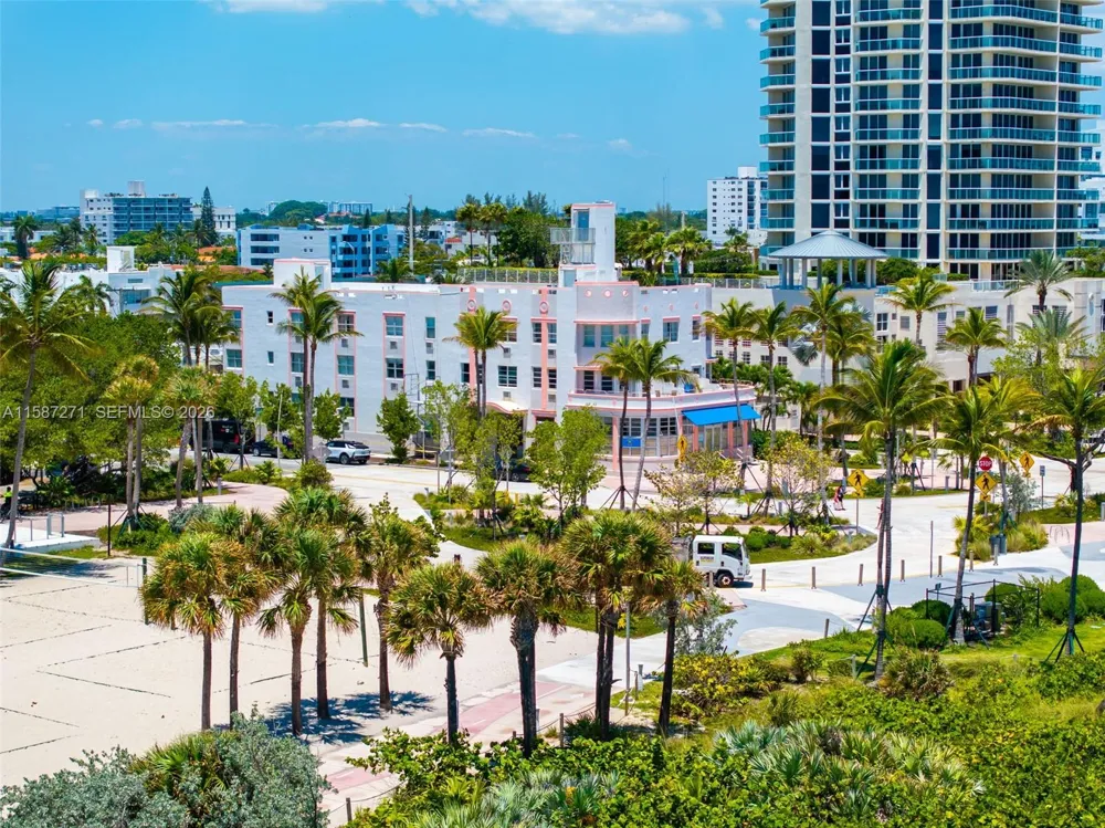 7300 Ocean Ter Miami Beach, FL 33141