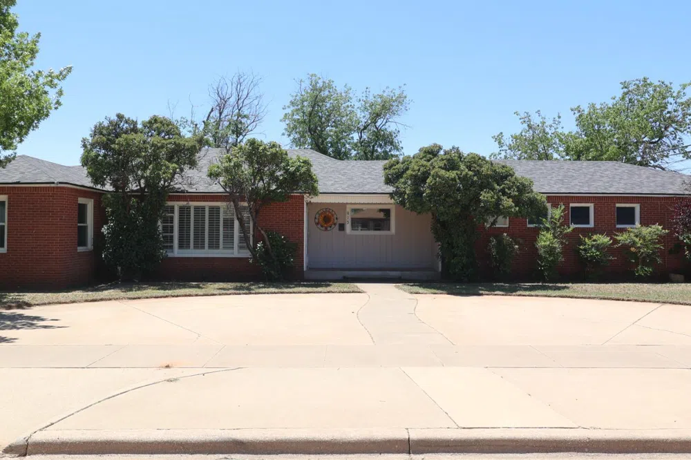 813 N 15th Street Lamesa, TX 79331