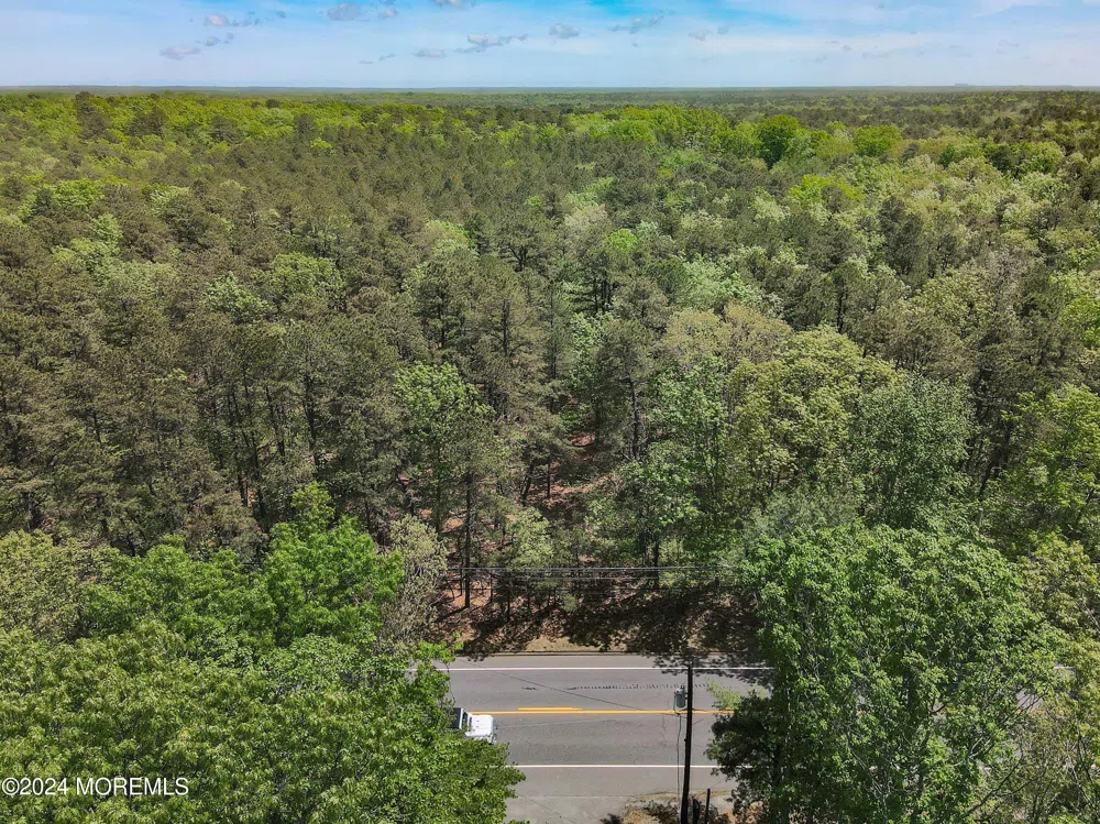 371 Monmouth Road Freehold, NJ 07728