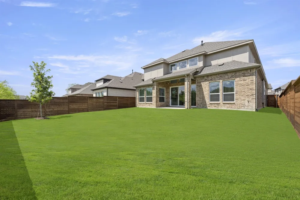 1940 Harmony Pine Mesquite, TX 75181