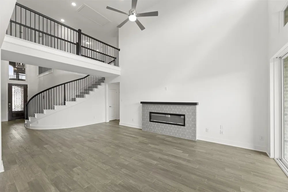 1940 Harmony Pine Mesquite, TX 75181