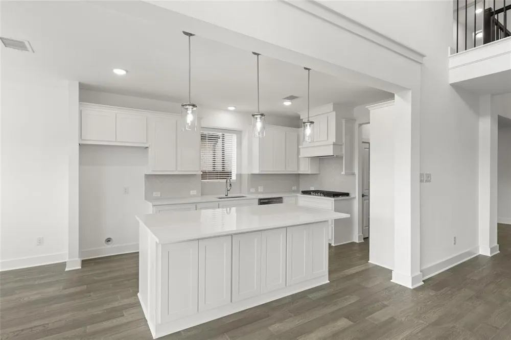 1940 Harmony Pine Mesquite, TX 75181