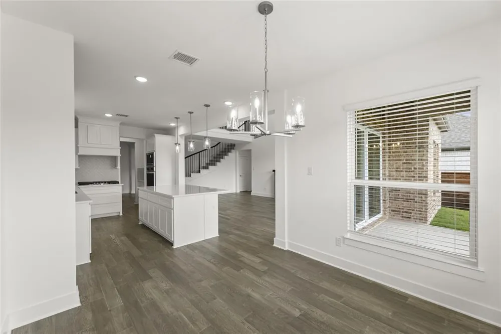 1940 Harmony Pine Mesquite, TX 75181
