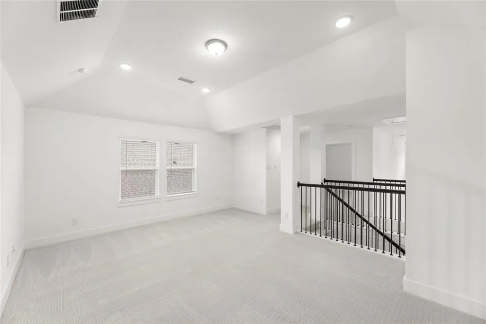 1940 Harmony Pine Mesquite, TX 75181