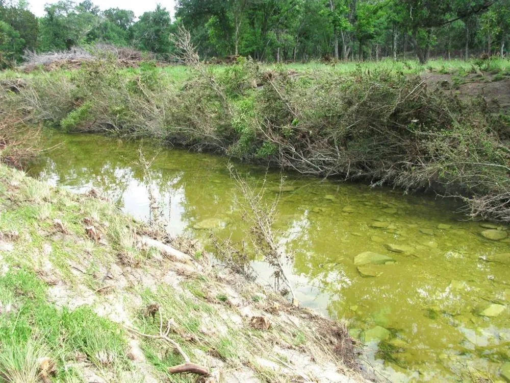 PR 42107 Evant, TX 76525