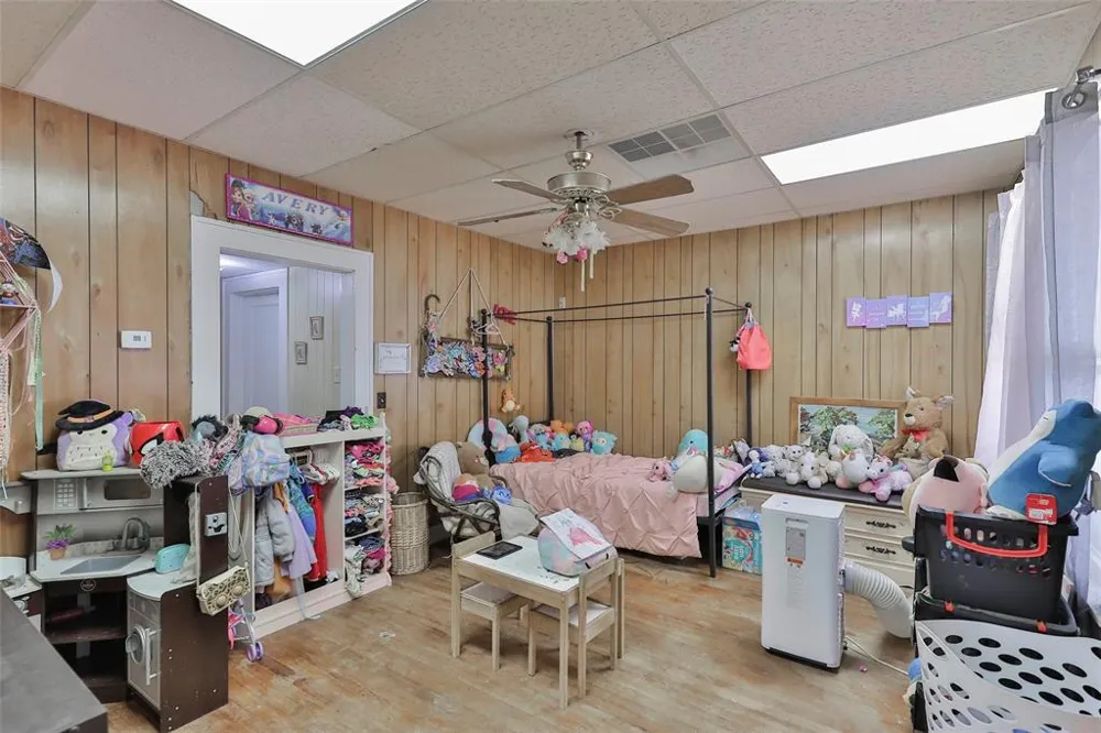 1814 Commercial Avenue Anson, TX 79501