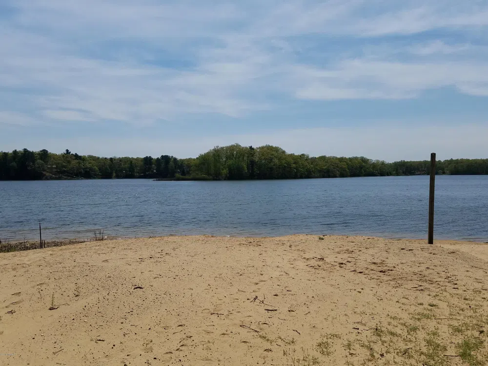 7817 S Potawatomi #60 Newaygo, MI 49337