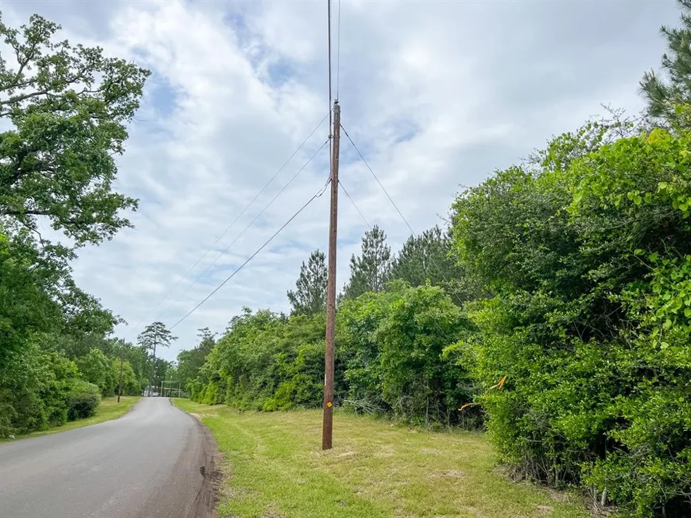 15 CR 2140 Latexo, TX 75835