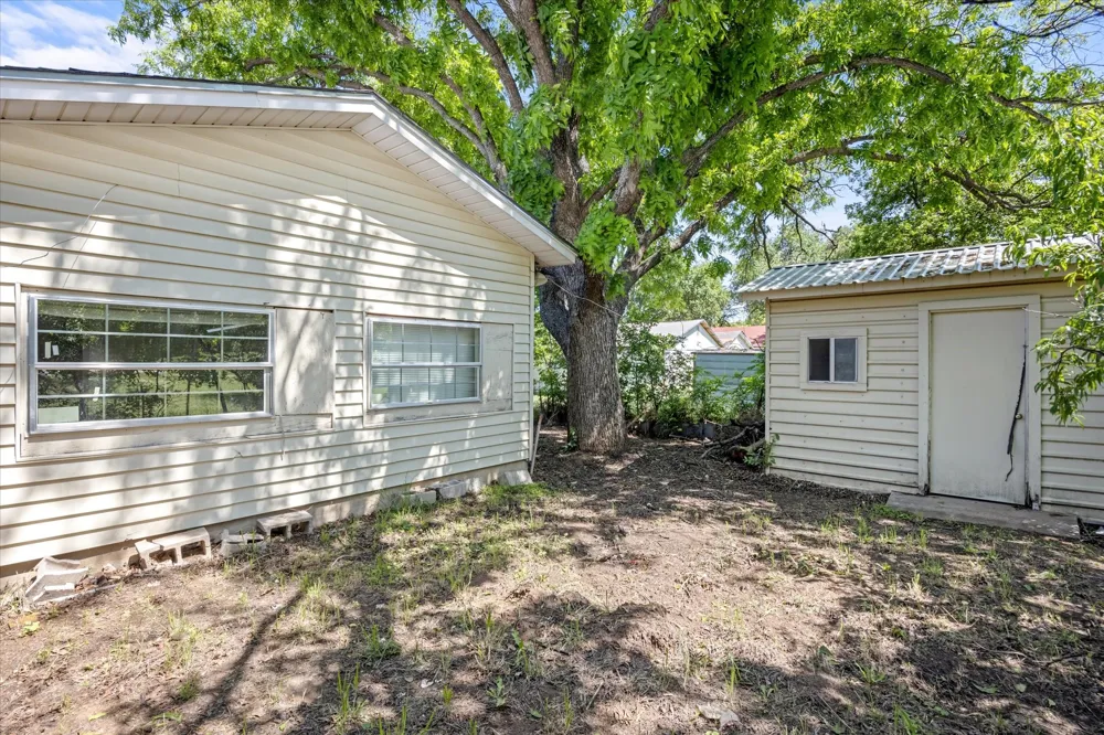 720 Seaman Street Eastland, TX 76448
