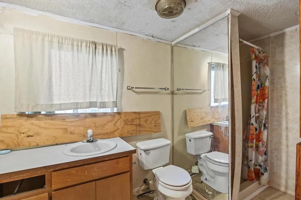 720 Seaman Street Eastland, TX 76448