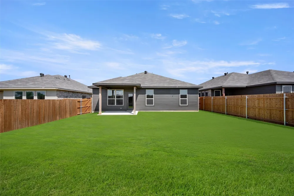 1913 Seminole Drive Cleburne, TX 76033