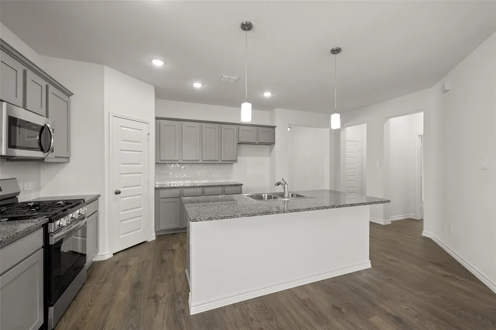 1913 Seminole Drive Cleburne, TX 76033
