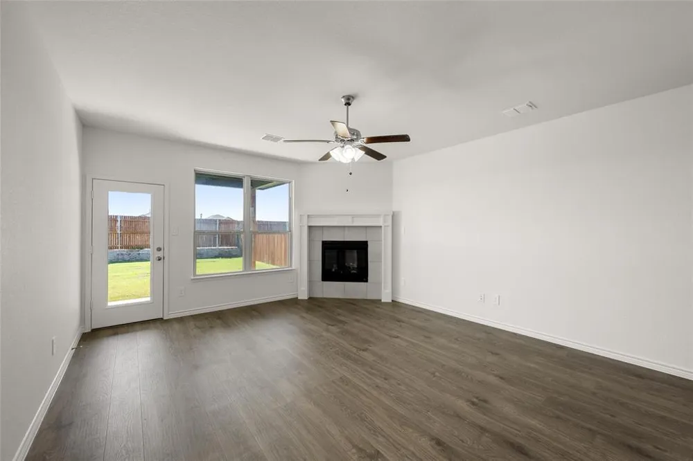 1913 Seminole Drive Cleburne, TX 76033