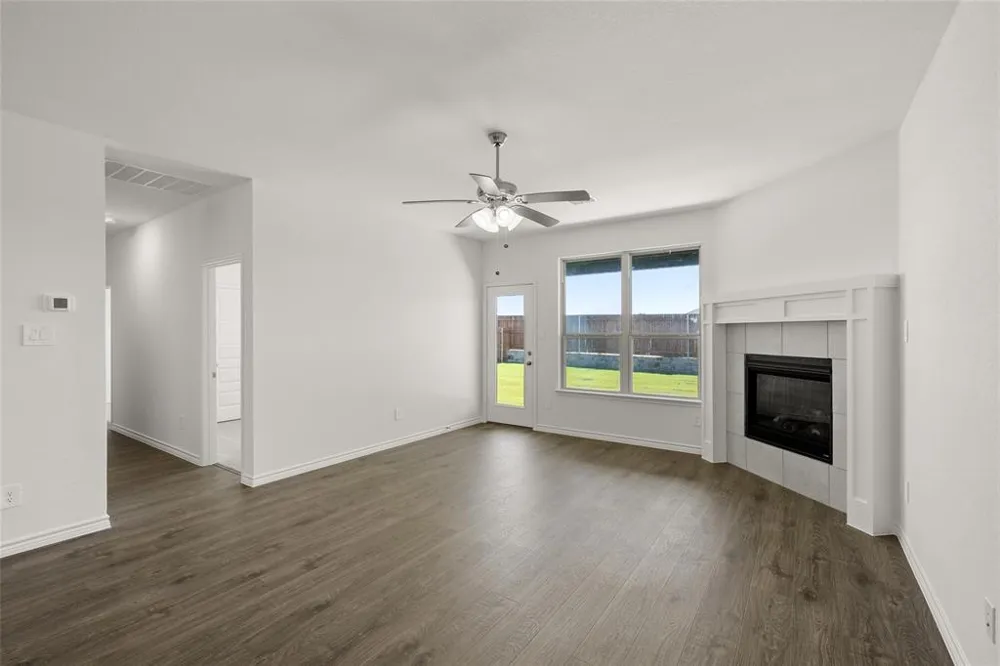 1913 Seminole Drive Cleburne, TX 76033