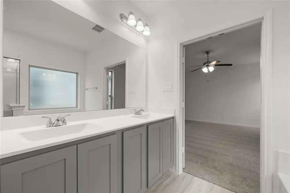 1913 Seminole Drive Cleburne, TX 76033
