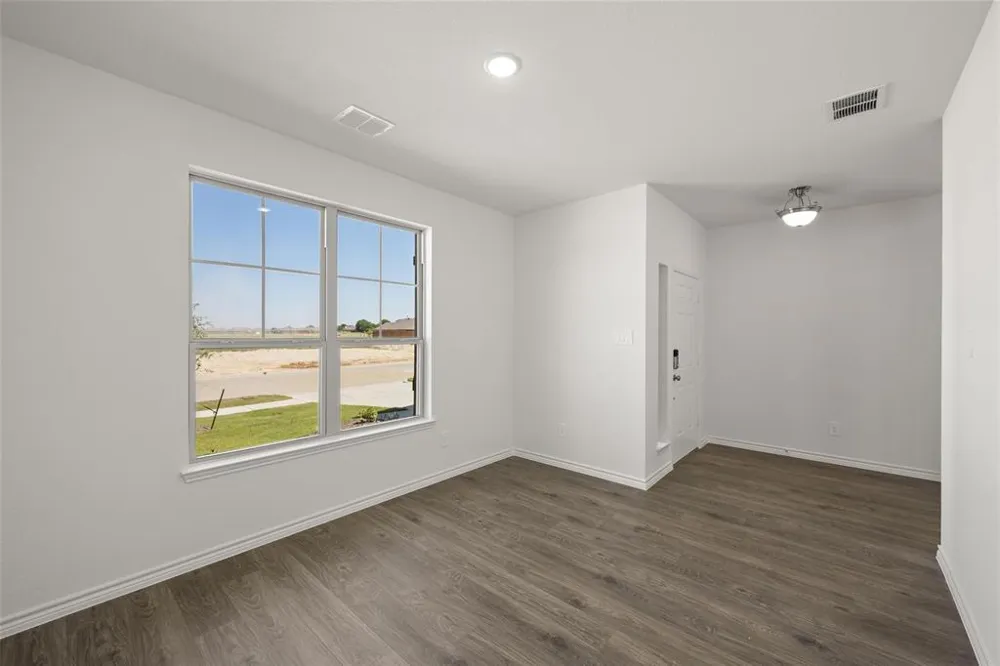 1913 Seminole Drive Cleburne, TX 76033