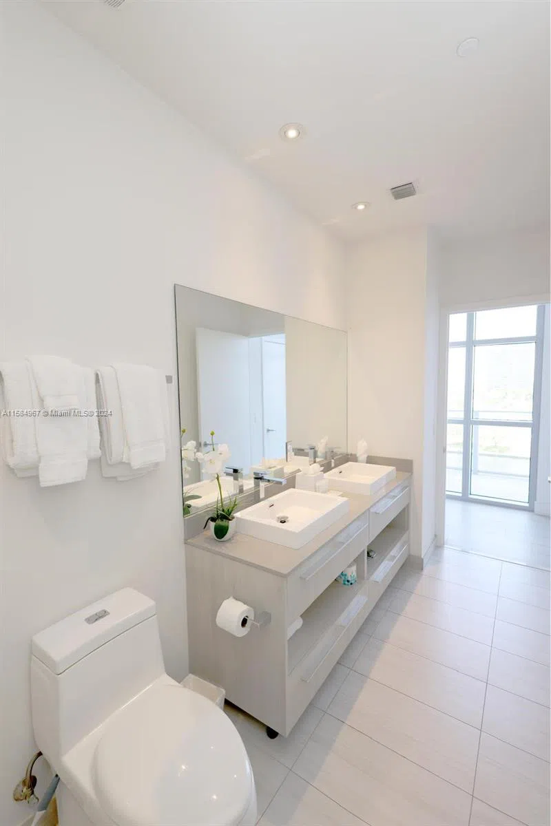 4010 S Ocean Dr #R504 Hollywood, FL 33019