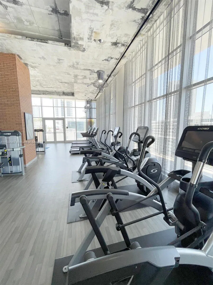 4010 S Ocean Dr #R504 Hollywood, FL 33019