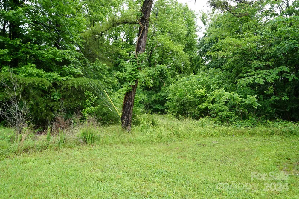 253 Urban Street Thomasville, NC 27360