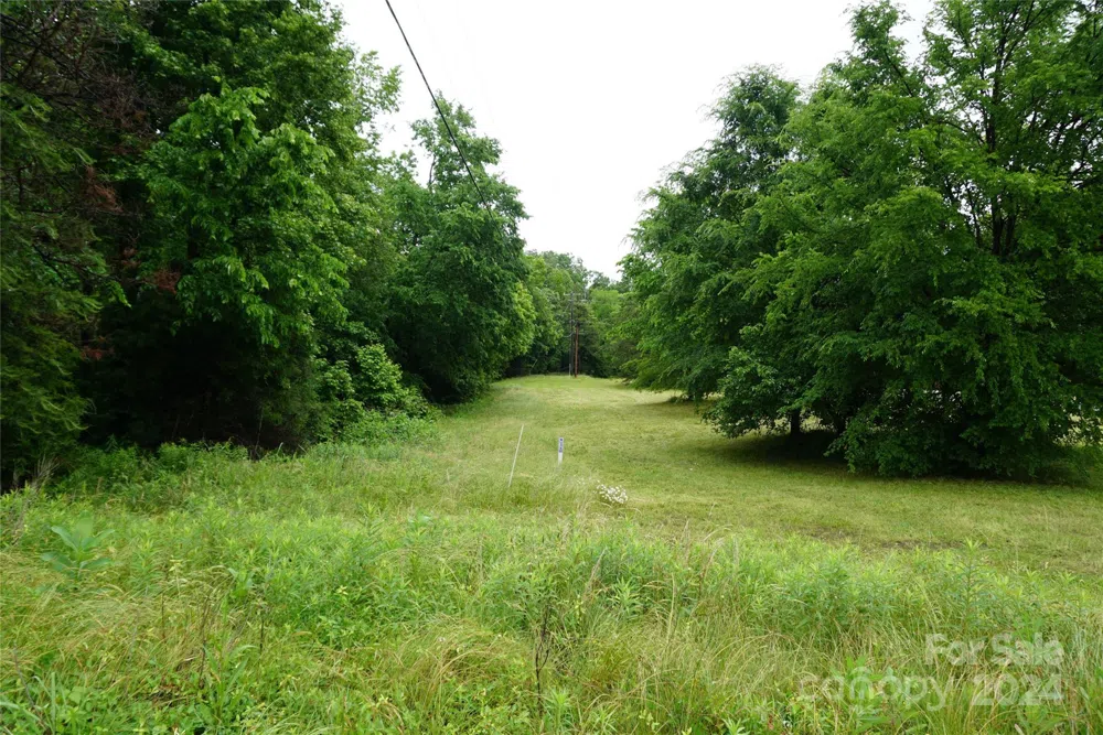 253 Urban Street Thomasville, NC 27360